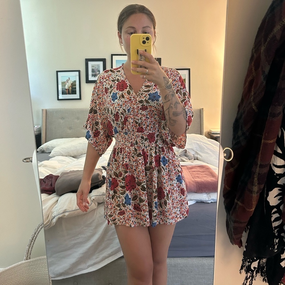 O'Neill amaze Floral shorts and wide sleeve Jumpsuit romper - Picture 6 of 13